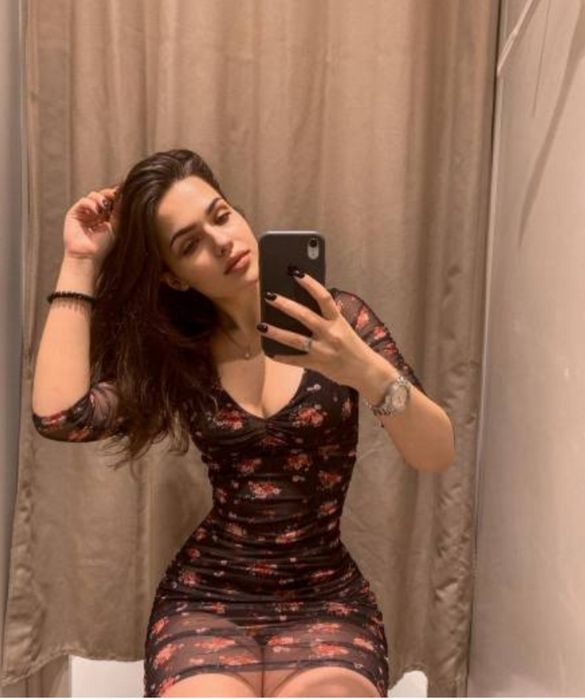 Почему пожилые мужчины выбирают куртизанок: погружение в мир альтернативных отношений